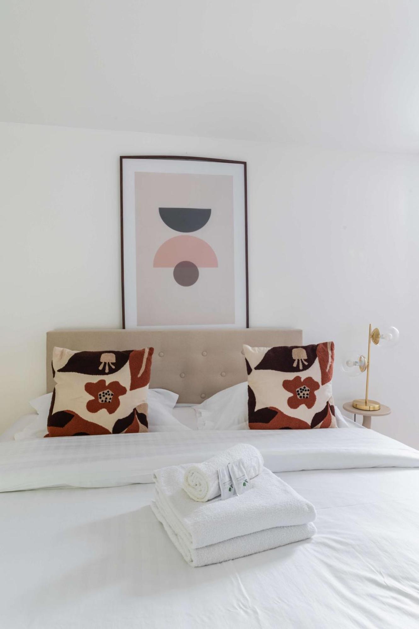 Villa Romainville Paris Pour 8 Personnes - Flat-Guest Екстериор снимка
